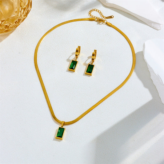 Green square snake bone chain 2025081315