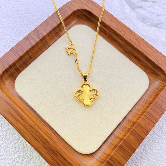 Four-leaf clover necklace 2025081219