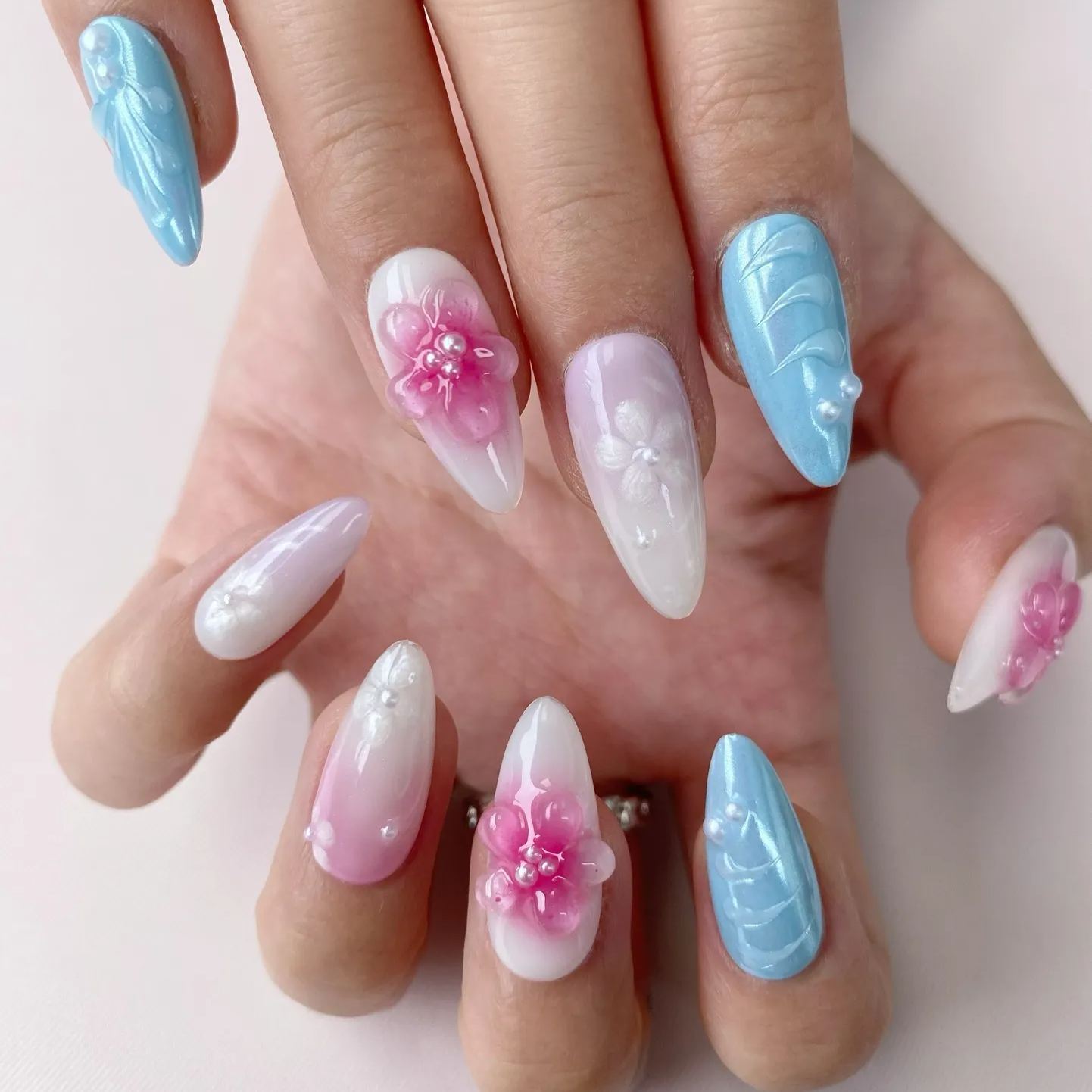 Blossom Gleam